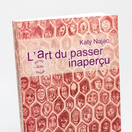 Livre noir et blanc<br />
avec couverture souple